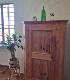 Ilz Apartment | Relaxing Days at Renaissance Castle - 2BR