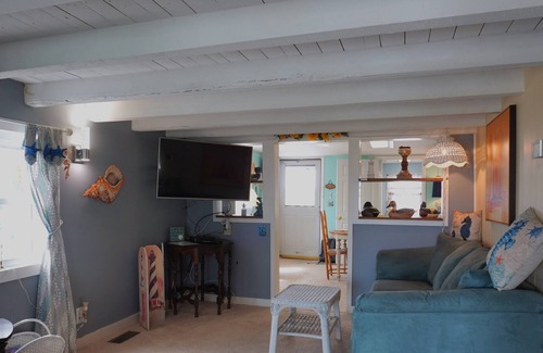 Little Creek Cottage | Relaxing Delaware Bayfront Getaway in Kitts Hummock! 2BR/1BA Cottage, Dover area