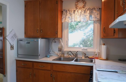 Little Creek Cottage | Relaxing Delaware Bayfront Getaway in Kitts Hummock! 2BR/1BA Cottage, Dover area