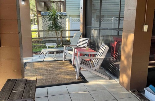 Homosassa House | Relaxing Escape-Charming 2-bedroom house in Homosassa on the water with WiFi