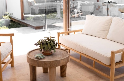 Peregian Beach House | Relaxing family space, tropical Magnesium pool + Pets