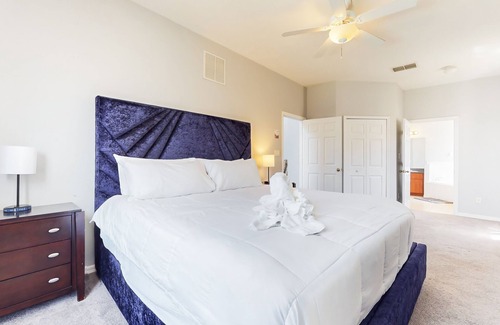 Crystal Cove House | Relaxing Florida getaway with an enclosed pool, grill, game room, & central AC