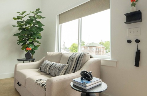 Rehoboth Beach Hotel | Relaxing Getaway near Rehoboth Beach with Free Weekend Breakfast & Parking