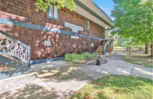 Bellaire Condo | Relaxing Golf Course Retreat at Shanty Creek Resort | Pool and Beach Access