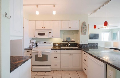 South Padre Island Condo | Relaxing , Great Location, 3 Minute Walk To The Beach 2 Bedroom Condo by RedAwning