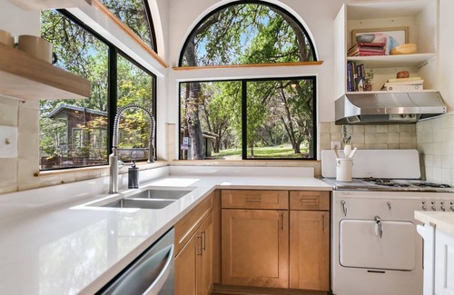 Wimberley House | Relaxing Hill Country Stay | Pool + Creekfront