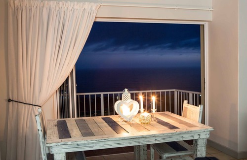 Mossel Bay Apartment | Relaxing holiday apartment home with sea view