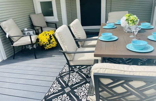 Vernon House | Relaxing home in Alberta Arts, New remodel 2 bedrooms, 2 baths maximum 5 guests