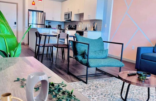 Kissimmee Apartment | Relaxing King Bed, Pets Welcome, 15 Min to Parks