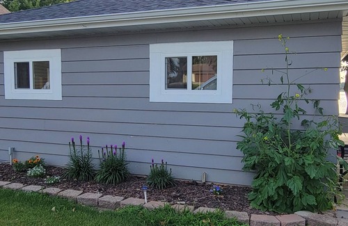 Hingham Cottage | Relaxing lakeside cottage just 20 minutes from Road America & Fond du Lac.