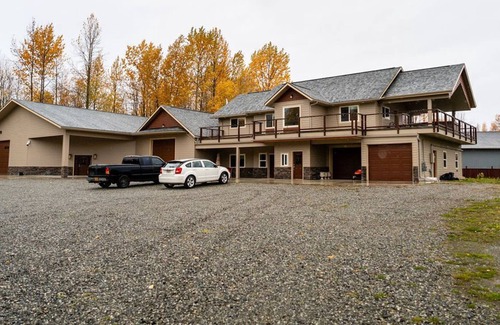 Big Lake Apartment | Relaxing Lakeview Apartment with Lake and Mountain Views