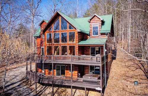 Butler Cabin | Relaxing Mountain Retreat with Breathtaking Views - Watauga Lake