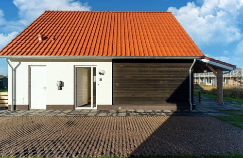 Scherpenisse House | Relaxing Nature Retreat w/Beach