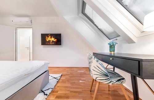 Oberdobling Apartment | Relaxing Penthouse With Panoramic View And Terrace