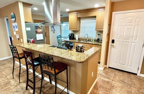 Palm Harbor House | Relaxing Pool Home - Palm Harbor - 3BR - 6PPL