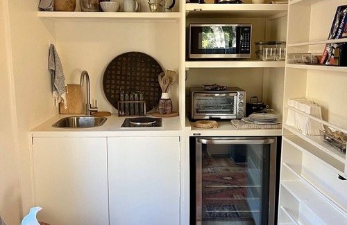 Ojai Apartment | Relaxing Private Studio in an Ojai Cottage with your own outdoor space.