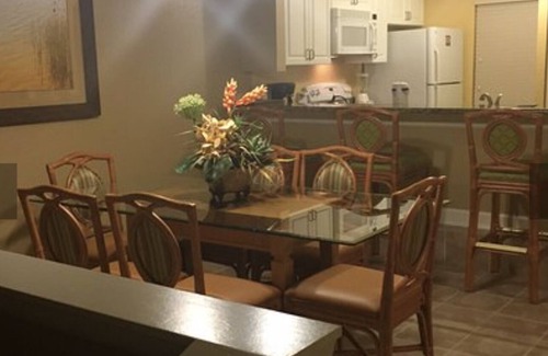 Kissimmee Villa | Relaxing Resort 2BR Villa 5 Minutes From Disney Christmas Special - Fits 8!