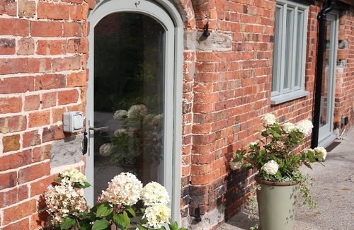 Eaton Mascott House | Relaxing Retreat in Shropshire