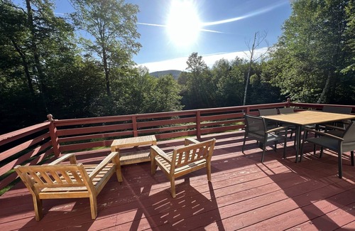Bridgewater Ski Chalet | Relaxing retreat in the mountains 20 min to Killington
