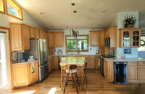 Cedar House | Relaxing retreat on Lake Leelanau.