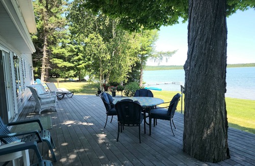 Cedar House | Relaxing retreat on Lake Leelanau.