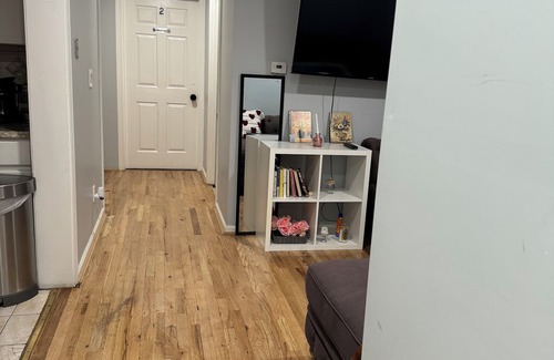 Queens Apartment | Relaxing room near JFK