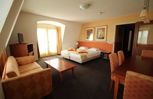 Municipality of Noordwijk Hotel | Relaxing Stay Near the Beach, Nature Reserves & Museums! Free Parking, Breakfast