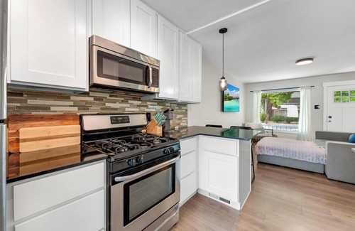 Sugar House House | Relaxing & Stylish: Close to Downtown ~ Yard ~ Pkg