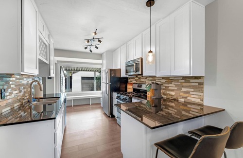 Sugar House House | Relaxing & Stylish: Close to Downtown ~ Yard ~ Pkg