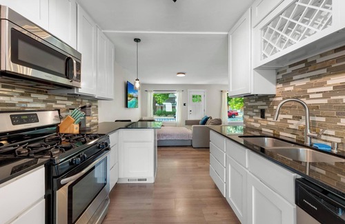 Sugar House House | Relaxing & Stylish: Close to Downtown ~ Yard ~ Pkg