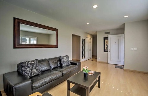 Mira Mesa House | Relaxing Sunny Diego Style & Working Remotely!