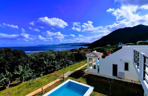 Kabira House | Relaxing trip for adults | Washerdryer kitchen /Ishigaki Okinawa