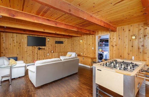 Lake Arrowhead Cabin | Relaxing Cozy Cabin- Lake Arrowhead