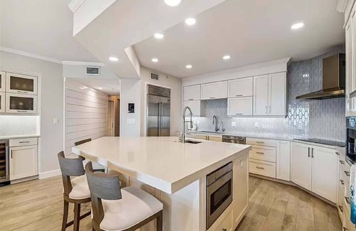 North Redington Beach Apartment | Relaxing Beachfront Condo in North Redington Beach