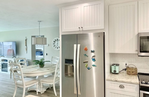 Springs at Kings Bay Condo | Relaxing waterfront retreat with a view of Hunter Springs - 90 day min