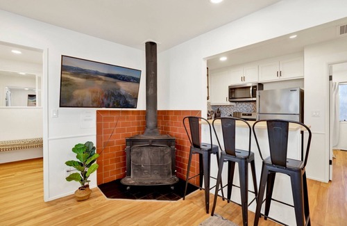Big Bear Hotel | Relaxing Woodside Cottage at Shay Meadow Ranch