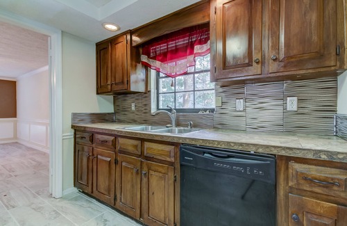 Carrollwood House | Relocation Airbnb (5/3) w/pool