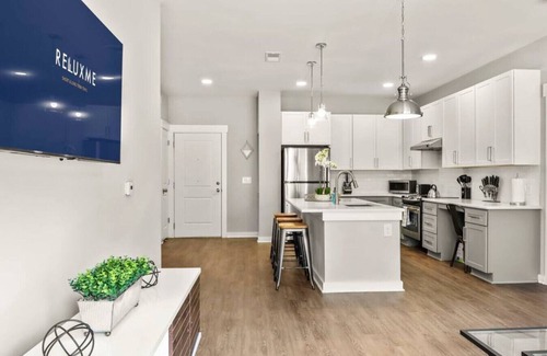 Paw Creek Condo | Reluxme | Gorgeous 2BR Condo in South Charlotte