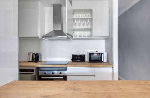 Sants Apartment | Remarkable Les Corts 4BR w/Balcony, Fully Furnished, by Blueground