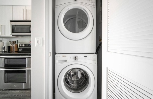 Ballston Apartment | Remarkable Virginia Square 1BR w/Gym, nr GMU & Shops, by Blueground