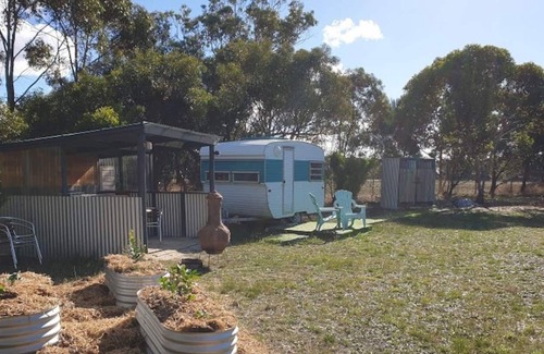 Wallington House | Remedy Farm Retreat - peaceful, private glamping 5 mins from Beach