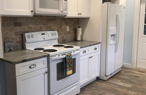 Homosassa House | Remodel COTTAGE - NEW PHOTOS TO COME - Animal Free Property