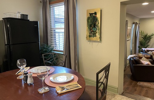 Central Northside Apartment | Remodeled 1 BR in an historic neighborhood
