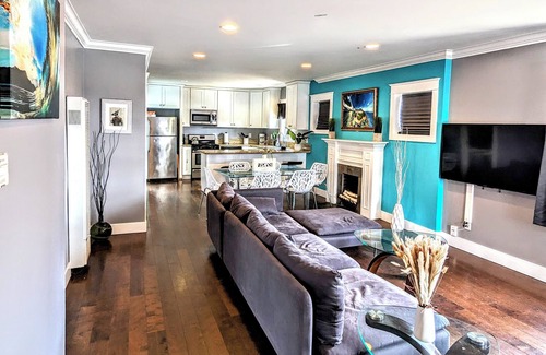 Sherman Heights House | Remodeled 2-bedroom Craftsman house with Yard & AC in Sunny San Diego