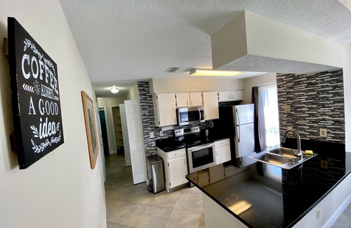 Royal Palm Bay Condo | Remodeled 3/2 condo minutes to Parks, shopping and entertainment
