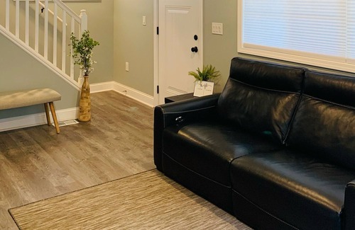 Minneapolis House | Remodeled 3BR Modern Family home- Just Minutes From Downtown!