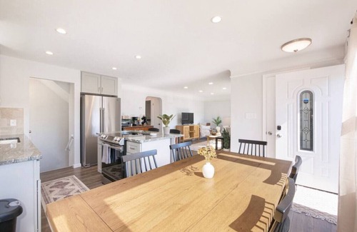 Parma Apartment | Remodeled 4 Bedroom With a Game Room!