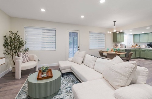 Reno/Tahoe Airport House | Remodeled 4BR Home w/Game Room & Backyard Deck