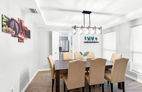 Northeast Carrollton House | Remodeled 4BR w/pool table, Pingpong, Air Hockey