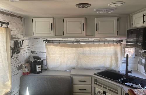 Mesilla Park House | Remodeled 5th wheel secluded and private